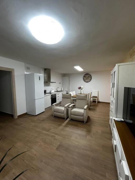 El Coso Apartment Santa Cruz de la Zarza ภายนอก รูปภาพ